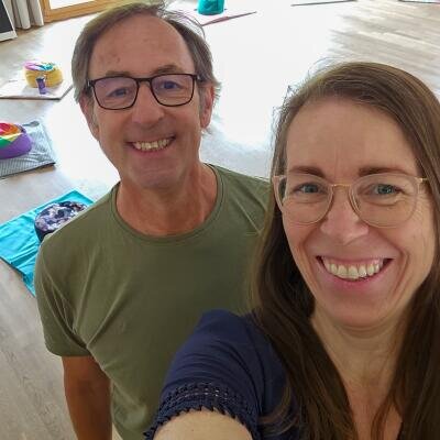 Logo Held*innenreise Schweiz