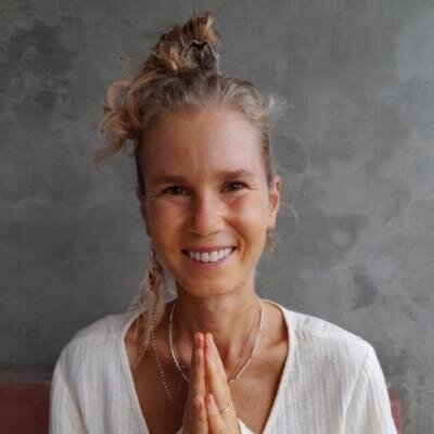 Logo Amelie Felder - Breathwork I Yoga I Herzverbundenheit